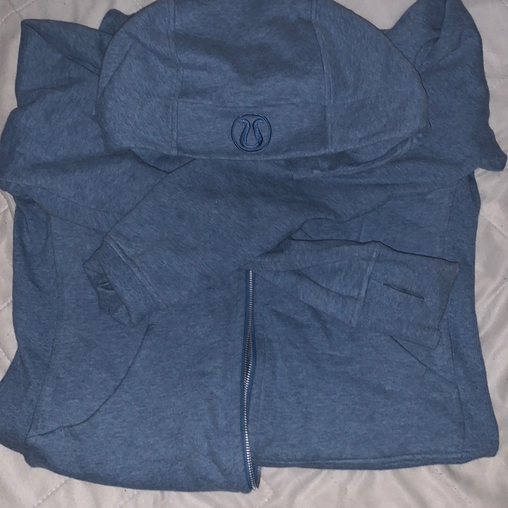 LULULEMON ZIP UP SCUBA HOODIE SIZE 12/10